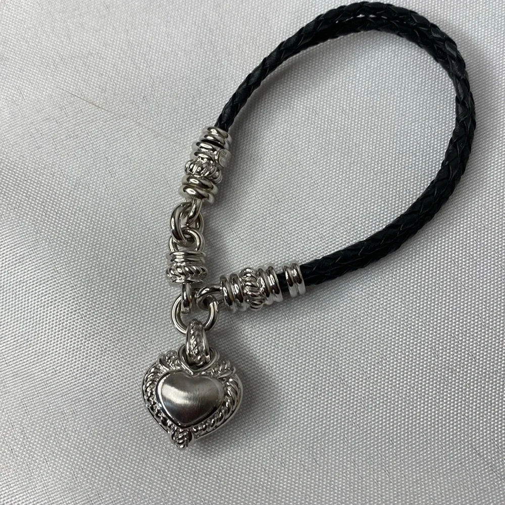 Judith Ripka braided leather cord heart bracelet, sterling silver - Picture 4 of 5